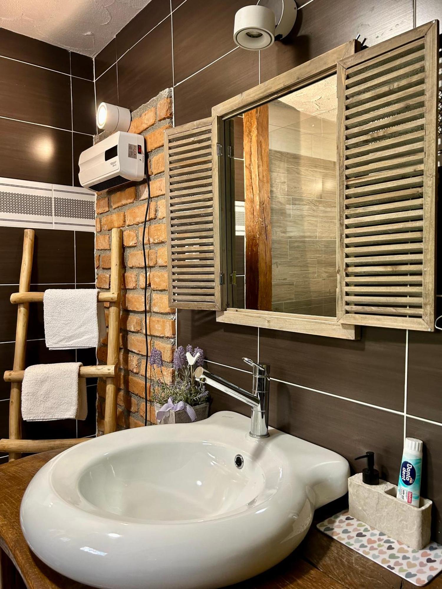 Stara Hiza Pod Okicem Villa Jastrebarsko Buitenkant foto